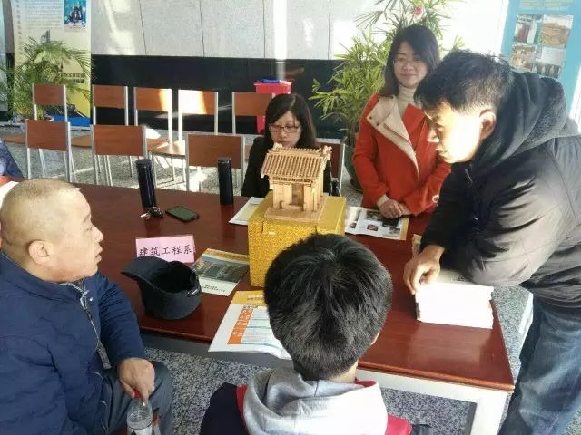 【再一次Live直击！】今天不只是植树节，看我们校园开放日“检阅”特色专业