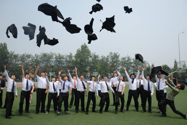 【毕业典礼续篇】青春不散场