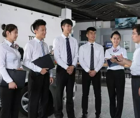 我不告诉你学校的就业率是99.46%~