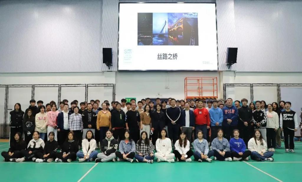暂无图片