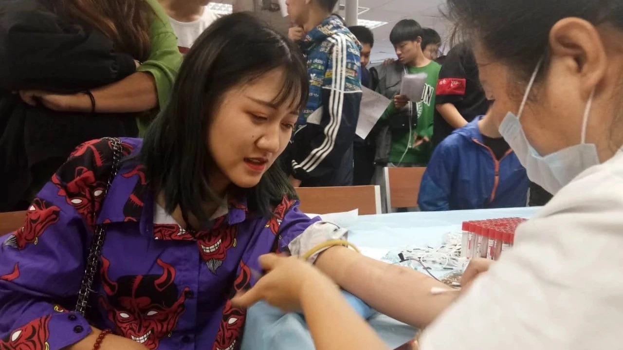 呵护学生身体健康，北交院风雨不却步——PP电子2018年学生体检工...