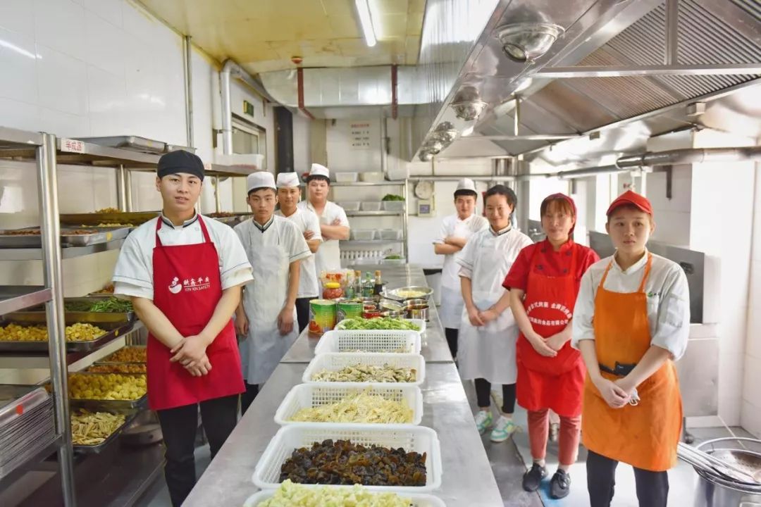 劳动节特辑 丨 今天，向北交院最美劳动者致敬！