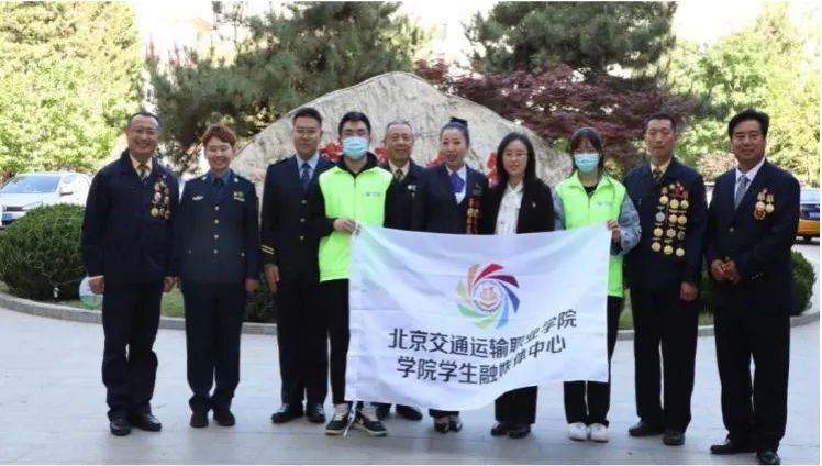 暂无图片
