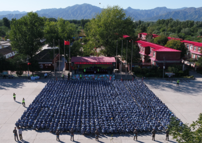 学院2019级新生军训正式拉开帷幕